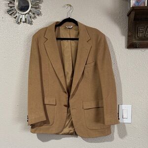 Hunt valley classic Tan Men's Blazer 100%Pure wool.